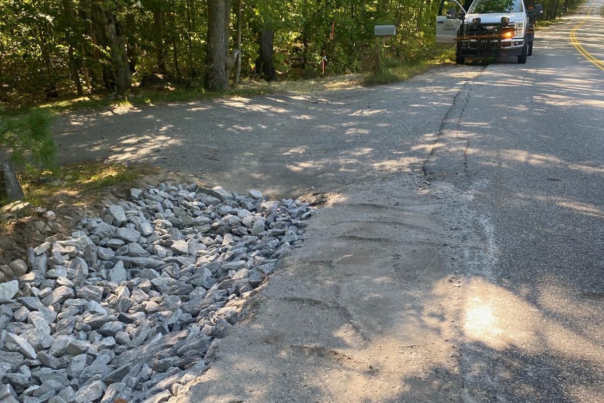 Quaker Ridge Road Ditching