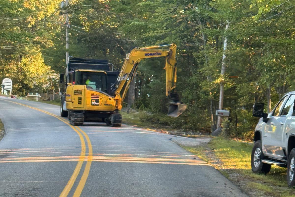 Quaker Ridge Road Ditching