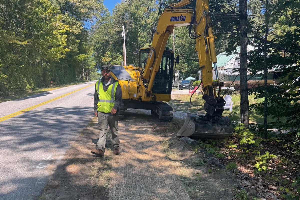 Quaker Ridge Road Ditching